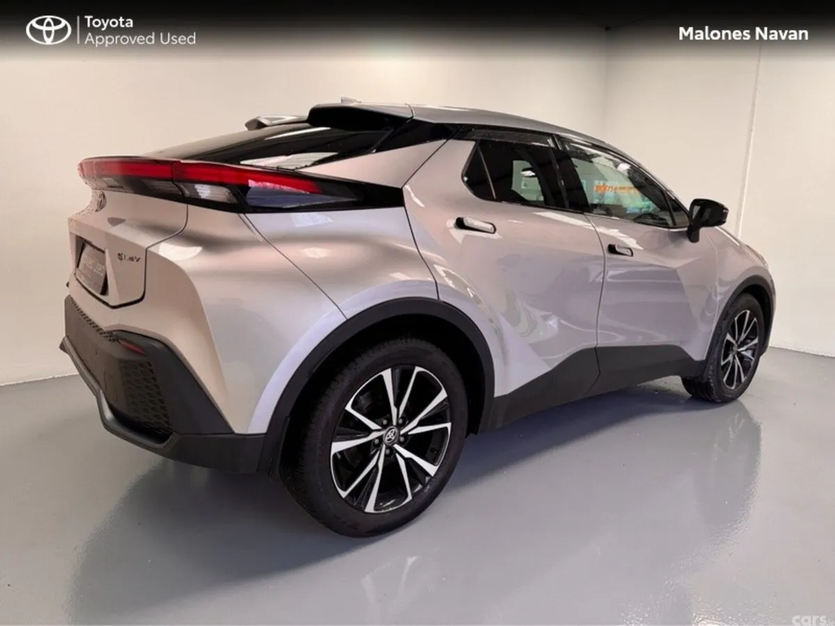 Toyota C-HR SUV, Petrol Hybrid, 2024, Silver