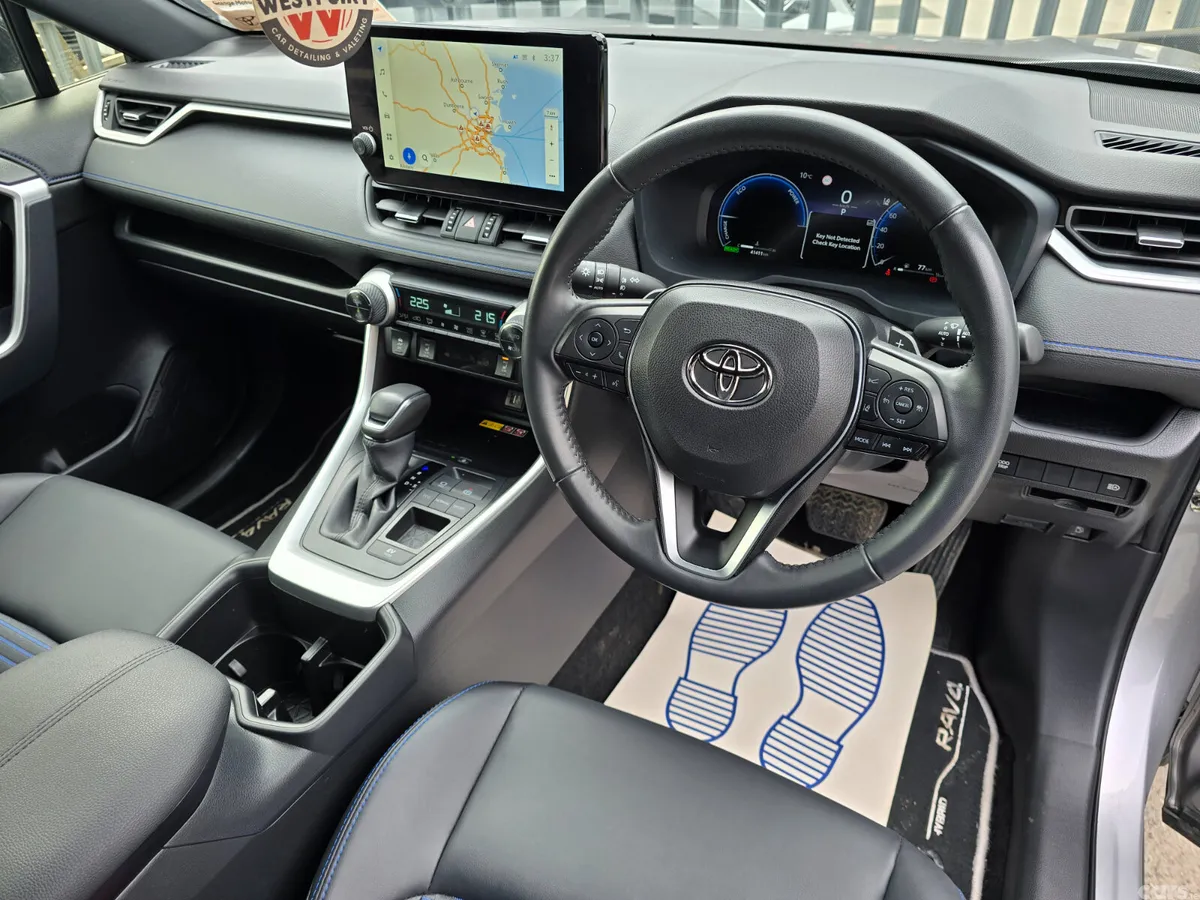 Toyota RAV4 SUV, Petrol Hybrid, 2024, Grey