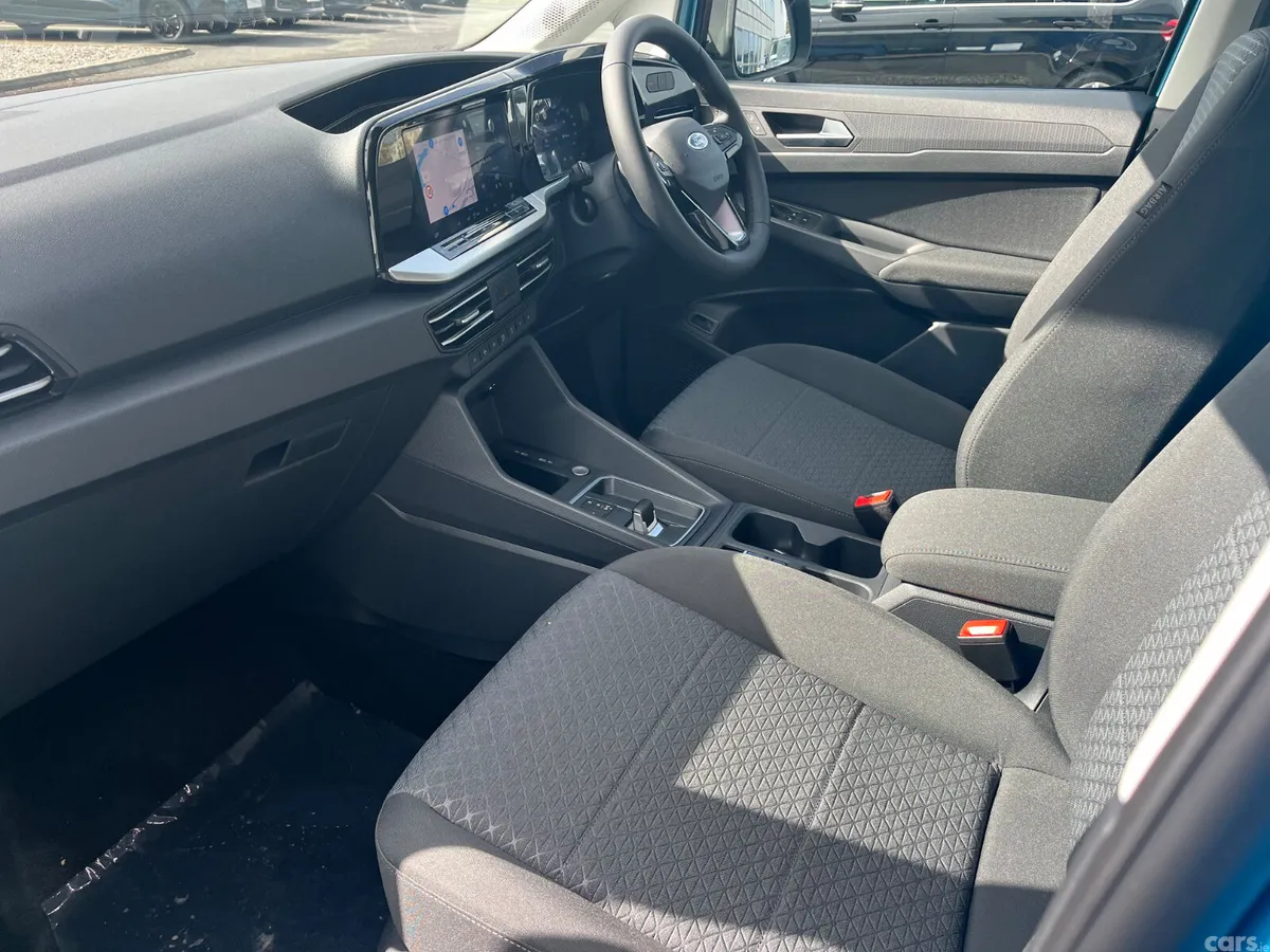 Ford Tourneo Connect MPV, Petrol Plug-in Hybrid, 2026, Blue