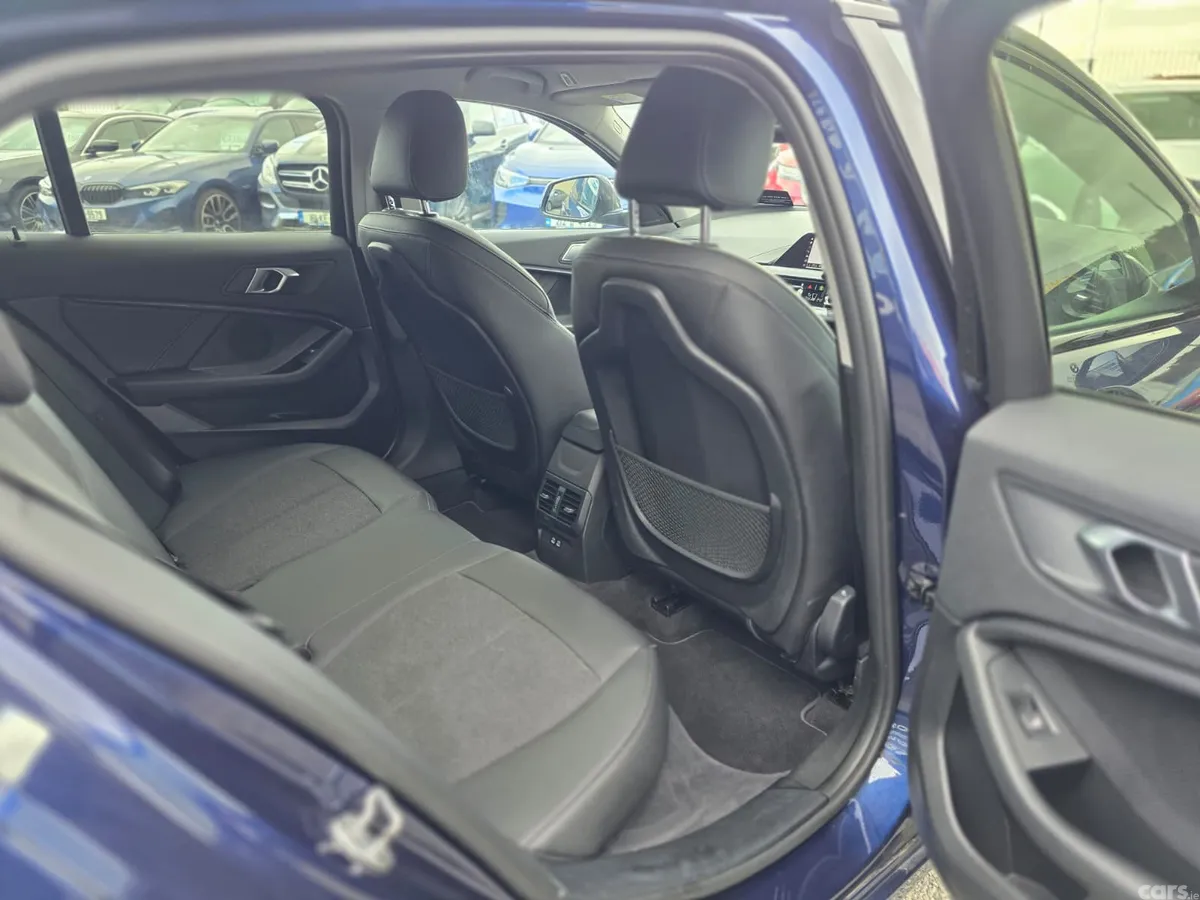 BMW 1-Series Hatchback, Diesel, 2020, Blue