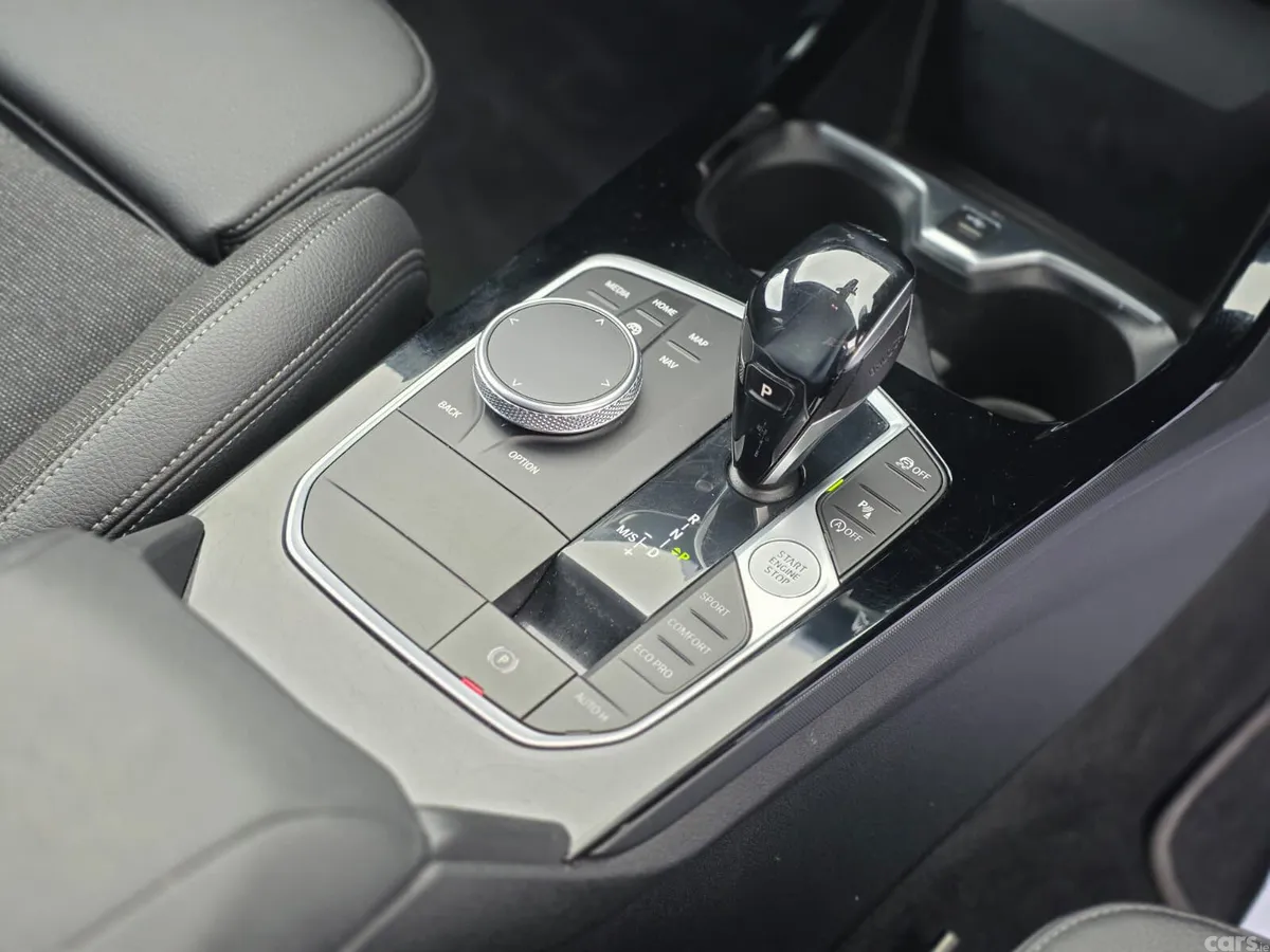 BMW 1-Series Hatchback, Diesel, 2020, Blue