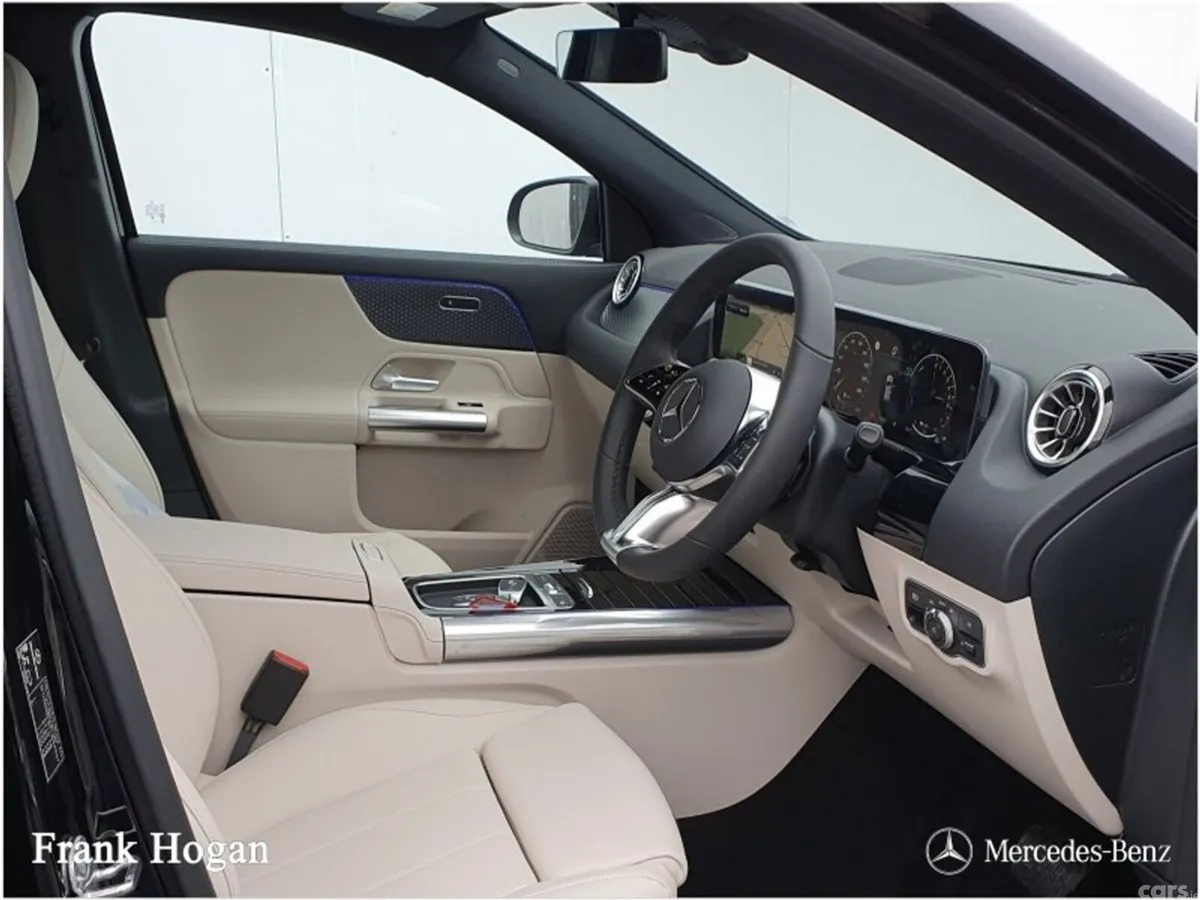 Mercedes-Benz GLA SUV, Petrol Plug-in Hybrid, 2027, Black