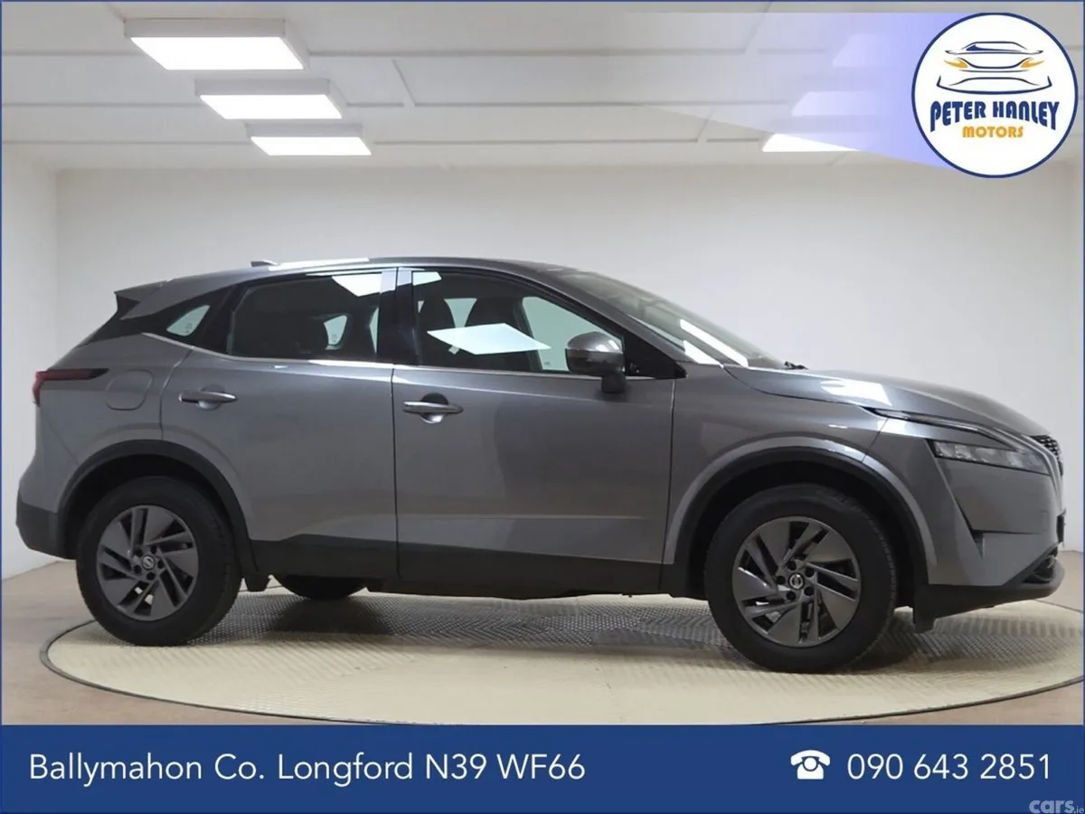 Nissan Qashqai MPV, Petrol, 2022, Grey