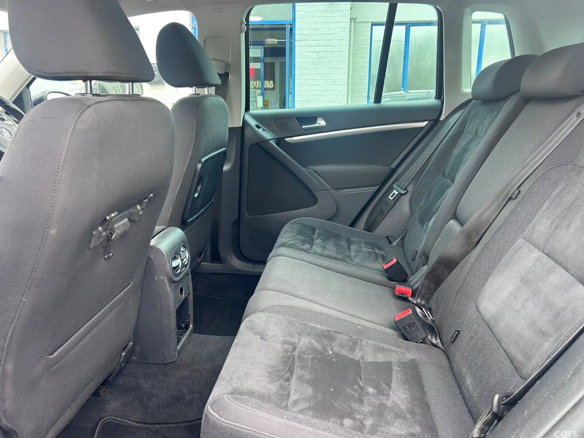 Volkswagen Tiguan SUV, Diesel, 2013, Black