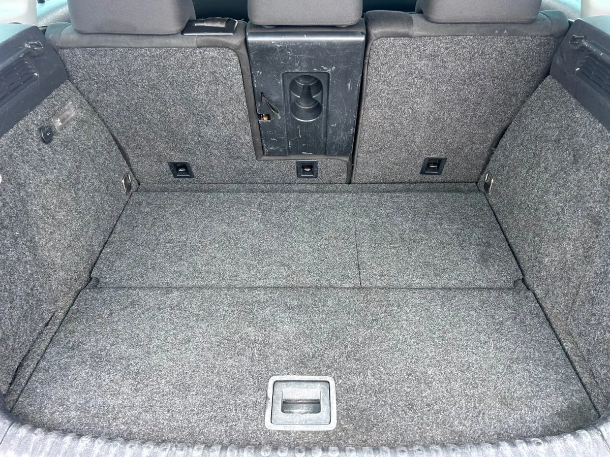 Volkswagen Tiguan SUV, Diesel, 2013, Black