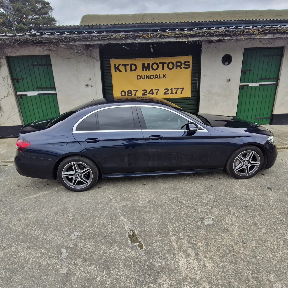 Mercedes-Benz E-Class Saloon, Diesel, 2022, Blue