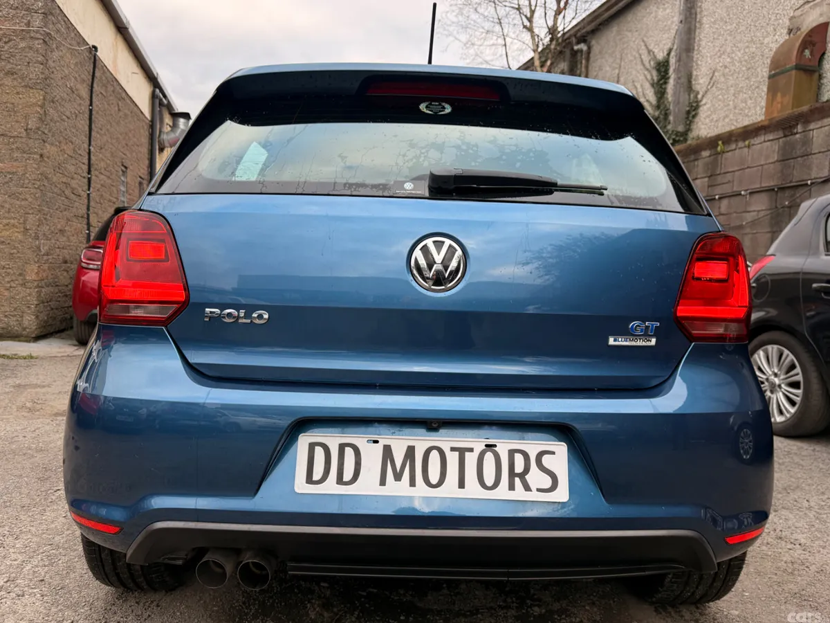 Volkswagen Polo Hatchback, Petrol, 2015, Blue