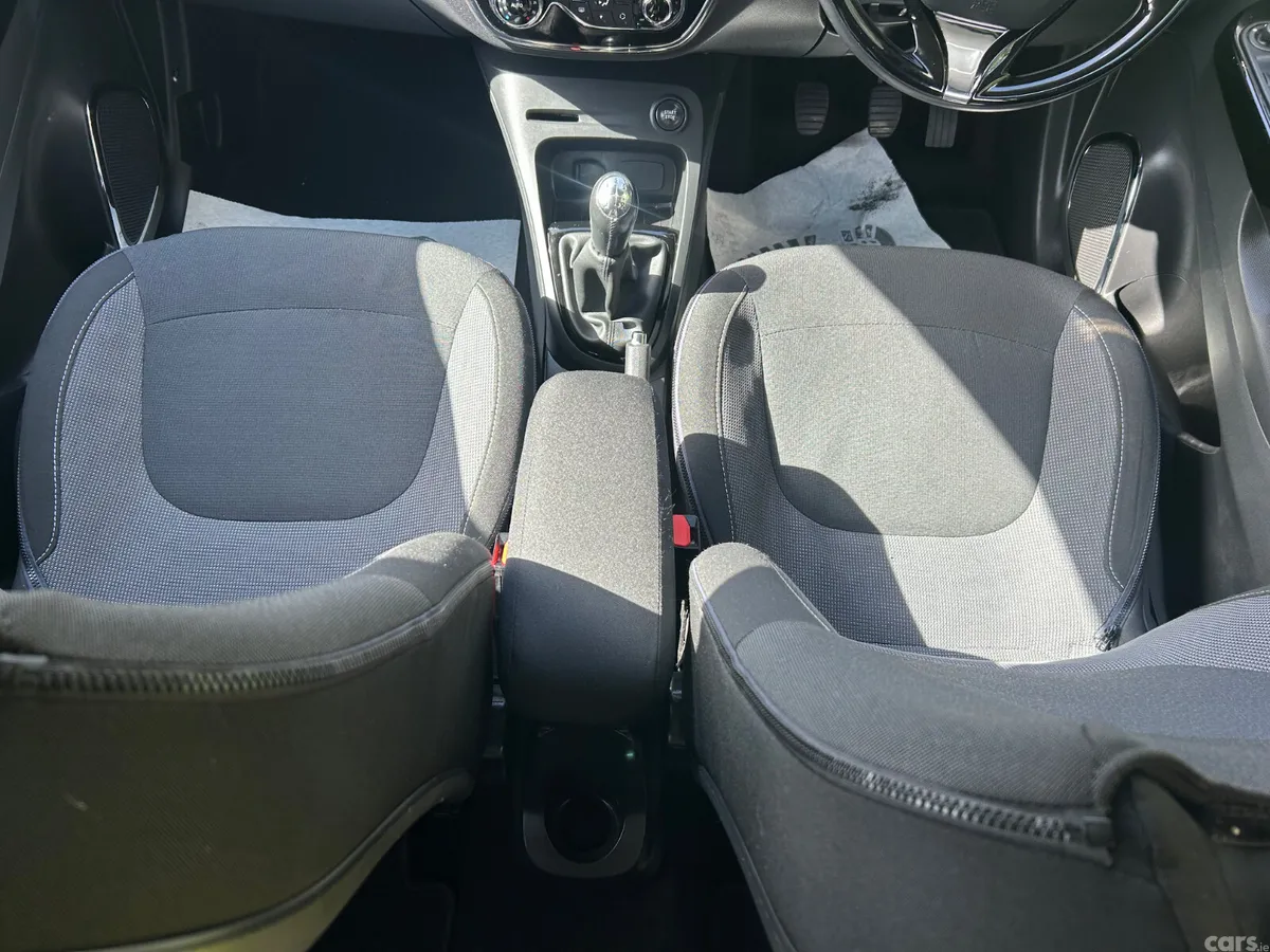 Renault Captur Hatchback, Diesel, 2015, Blue