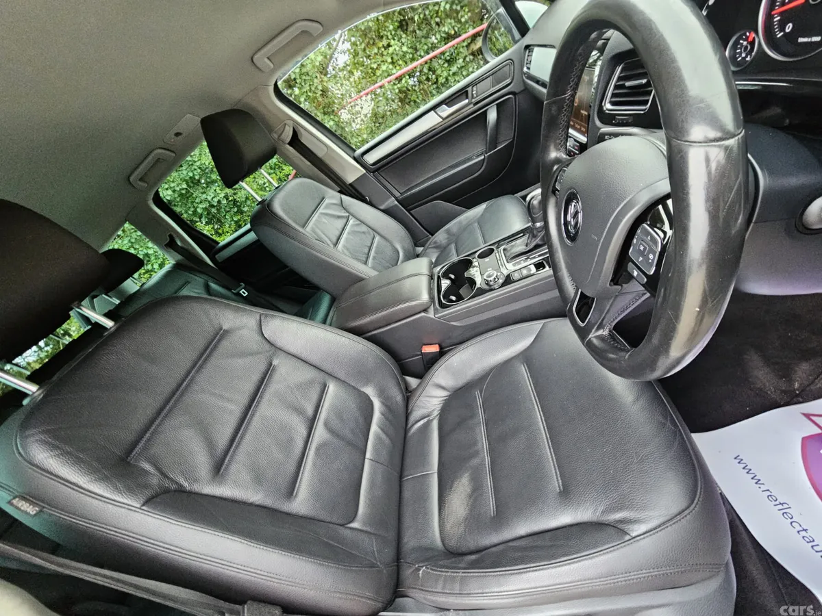 Volkswagen Touareg SUV, Diesel, 2013, Silver