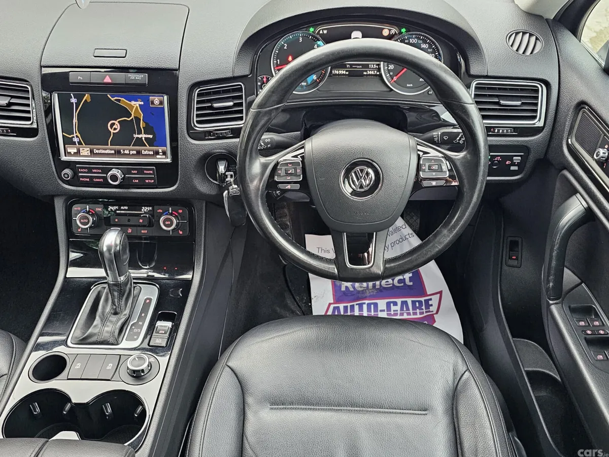 Volkswagen Touareg SUV, Diesel, 2013, Silver