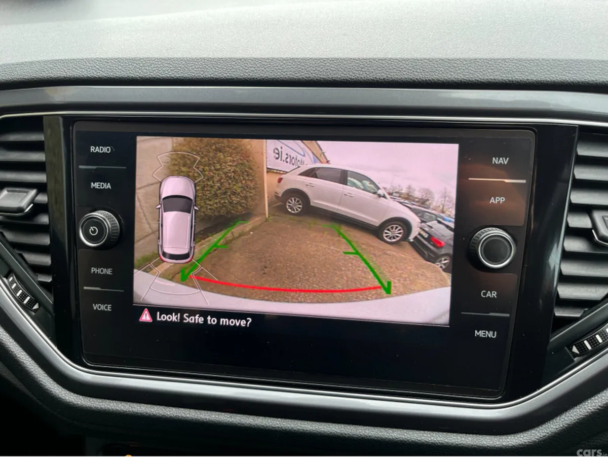 Volkswagen T-Roc SUV, Diesel, 2021, White