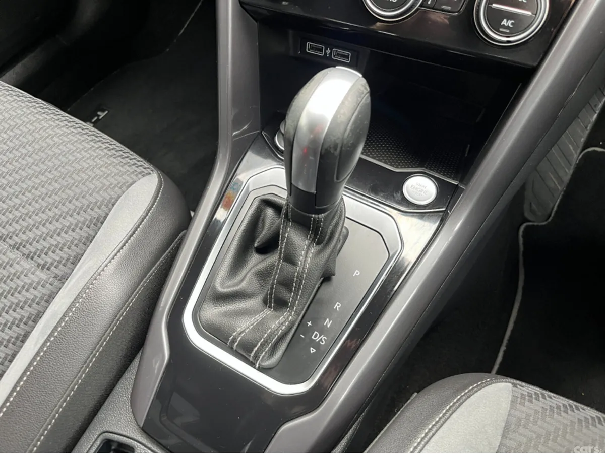 Volkswagen T-Roc SUV, Diesel, 2021, White
