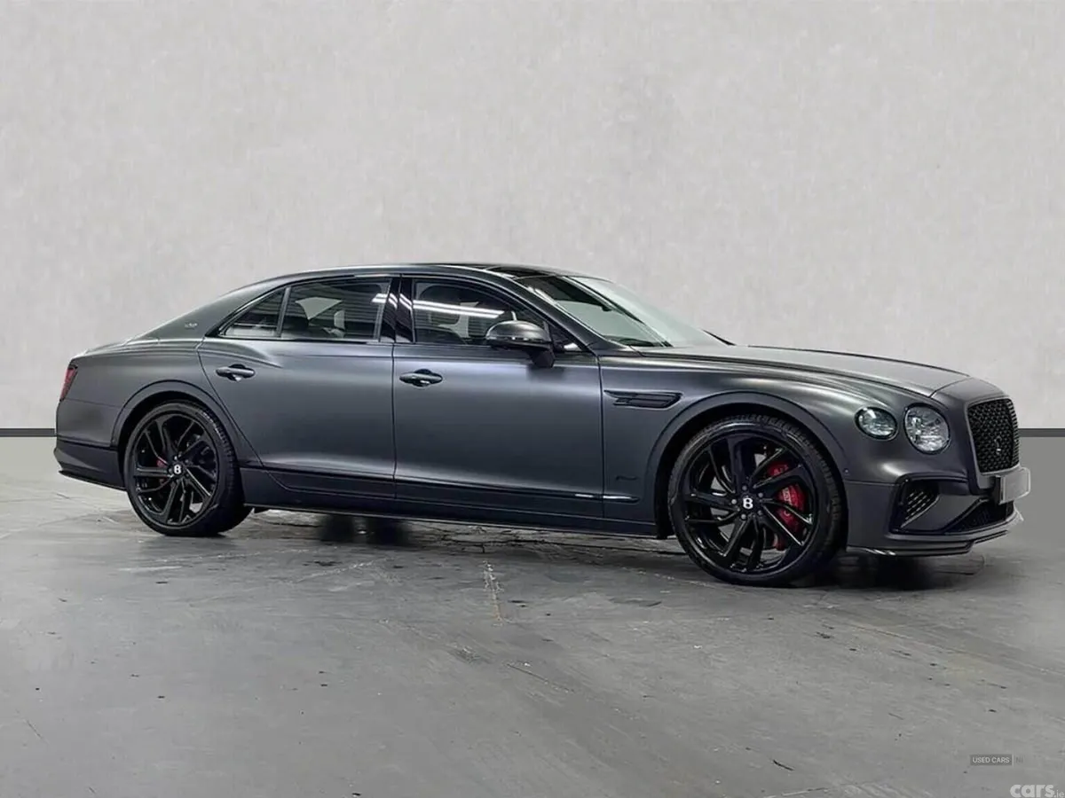 Bentley Flying Spur Saloon, Electric, 2025, Grey