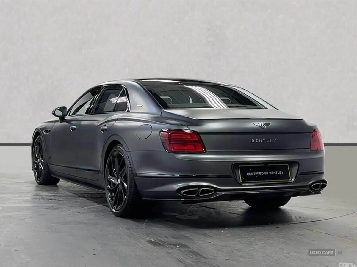 Bentley Flying Spur Saloon, Electric, 2025, Grey