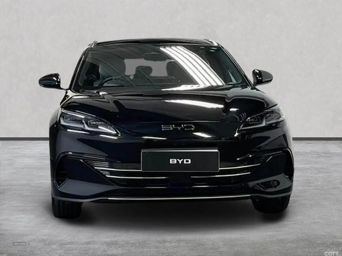 BYD SEAL Estate, Electric, 2025, Black