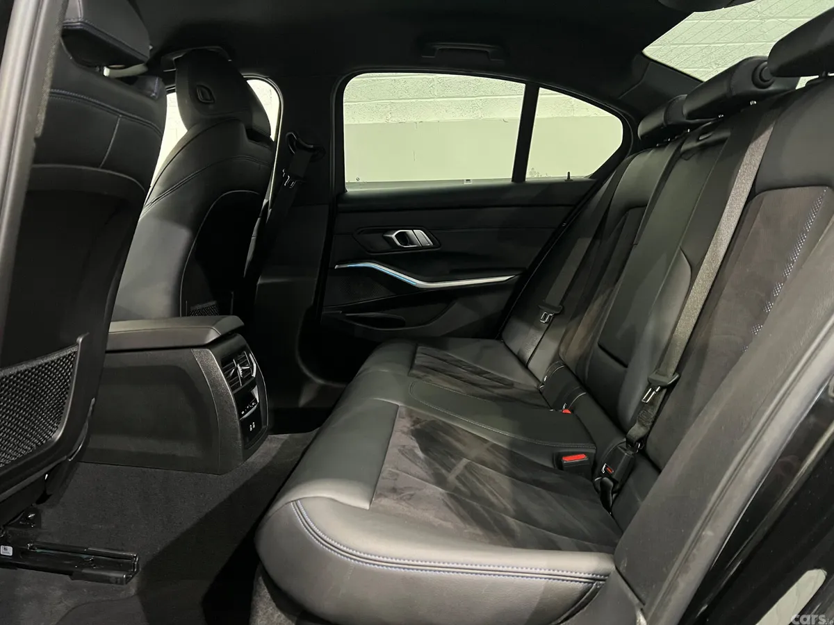 BMW 3-Series Saloon, Petrol Plug-in Hybrid, 2023, Black