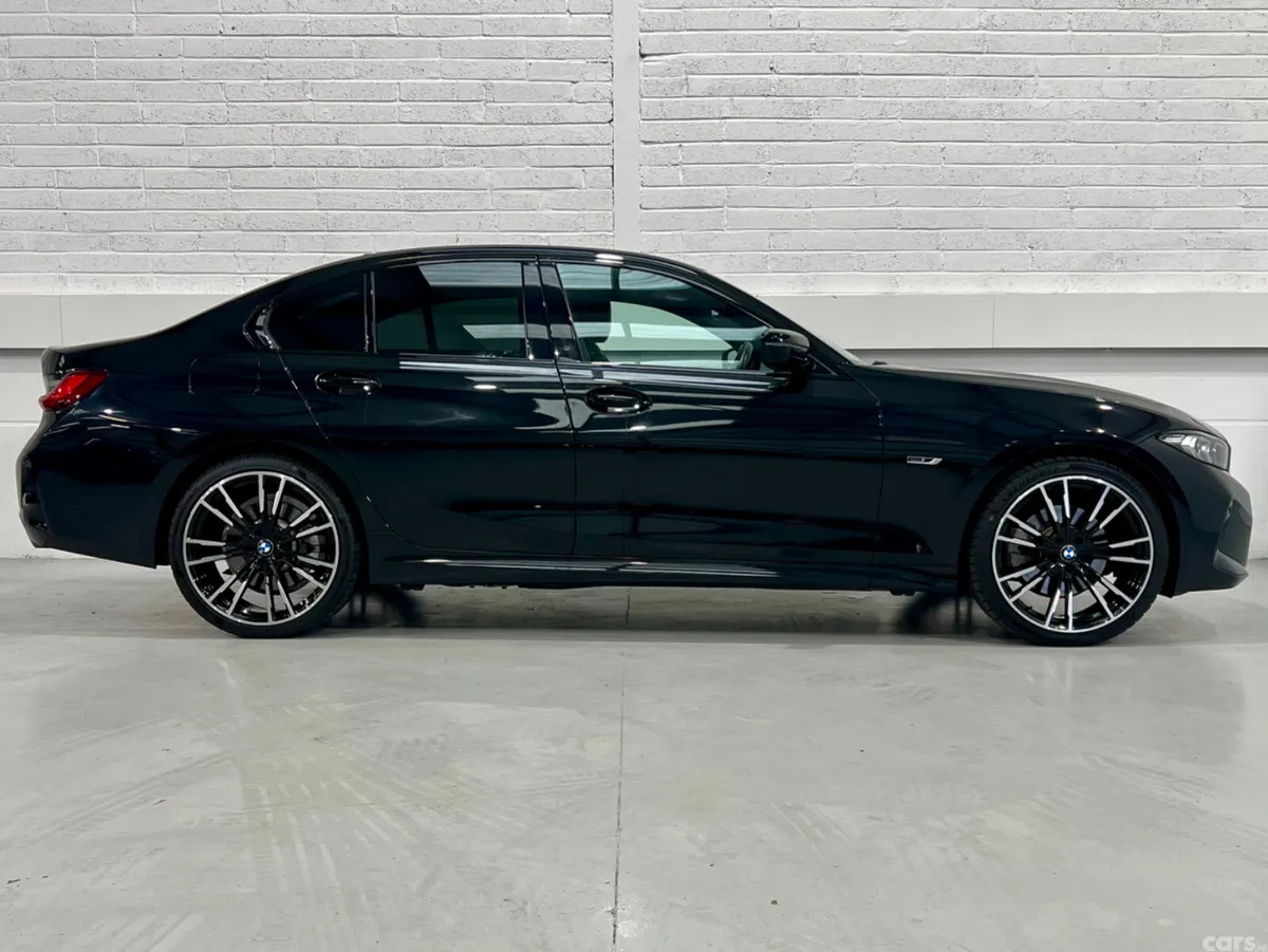 BMW 3-Series Saloon, Petrol Plug-in Hybrid, 2023, Black
