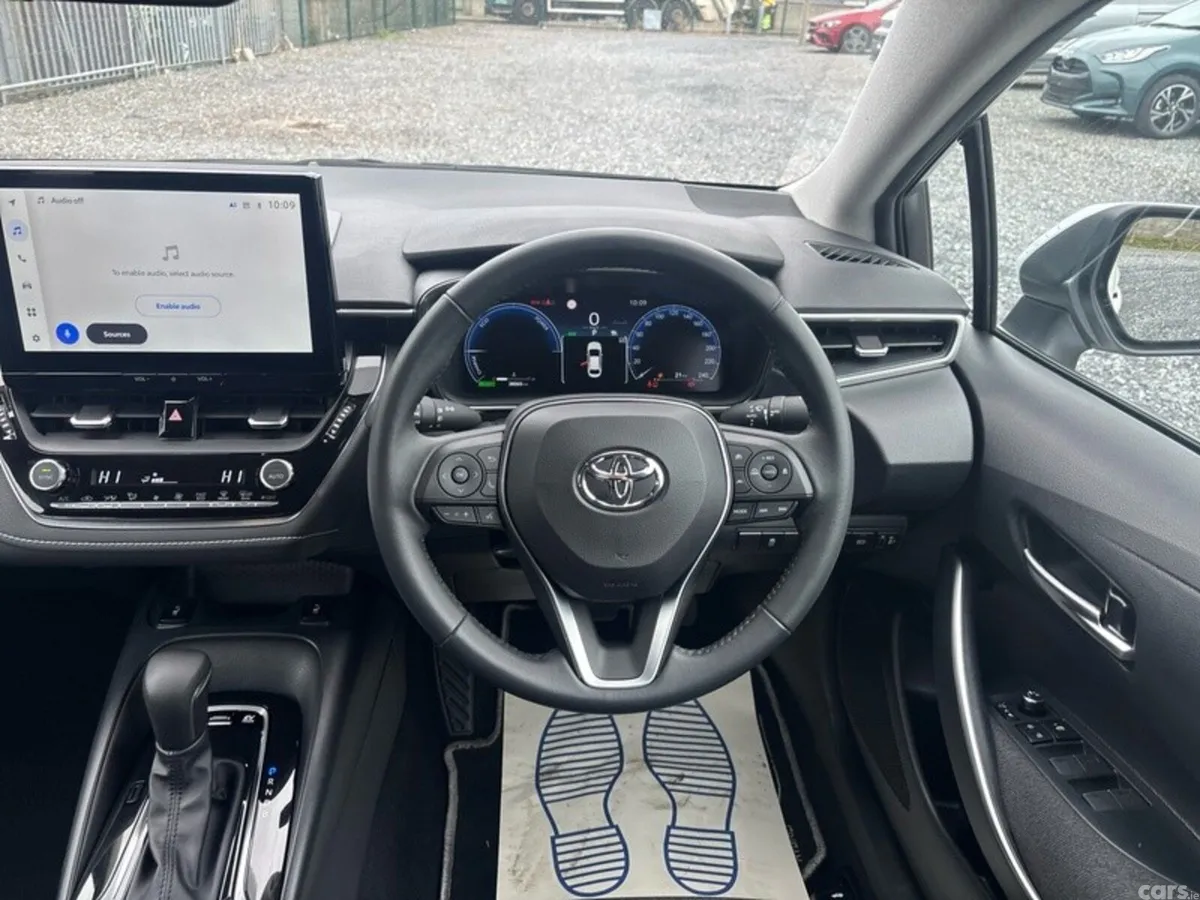 Toyota Corolla Saloon, Petrol Hybrid, 2024, White