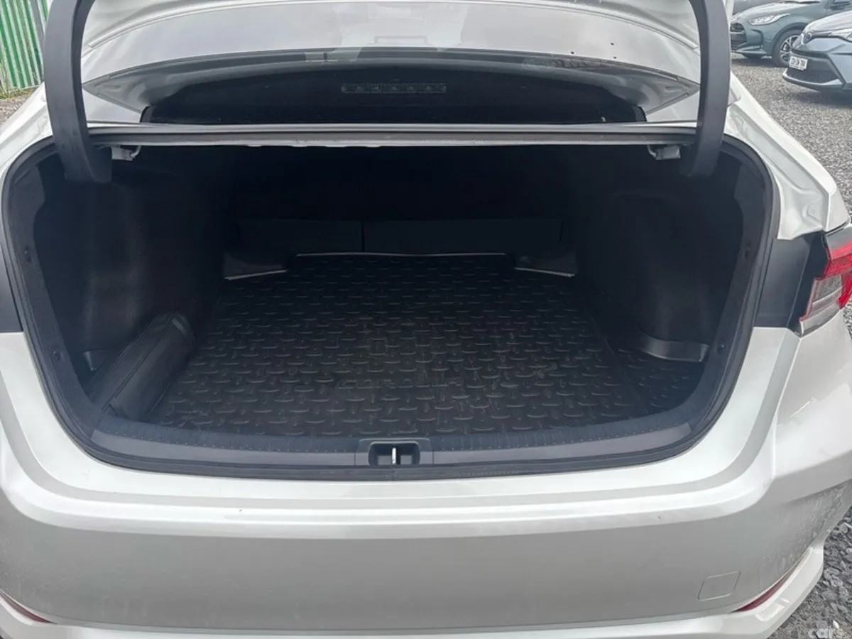 Toyota Corolla Saloon, Petrol Hybrid, 2024, White