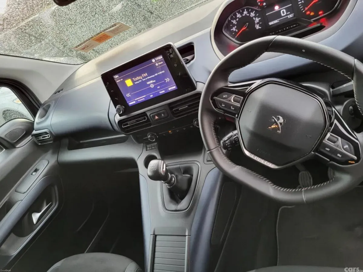 Peugeot Rifter MPV, Diesel, 2022, Grey