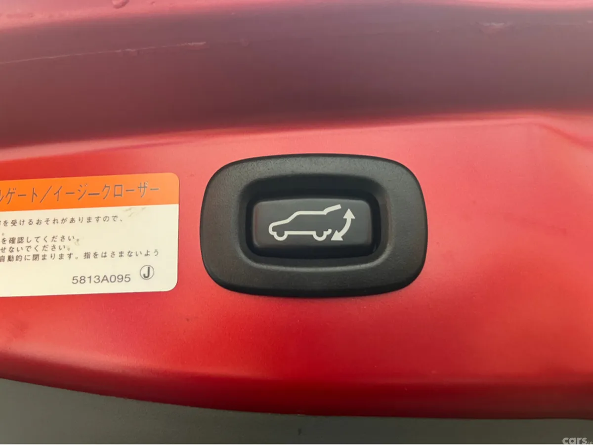 Mitsubishi Outlander SUV, Petrol Plug-in Hybrid, 2019, Red