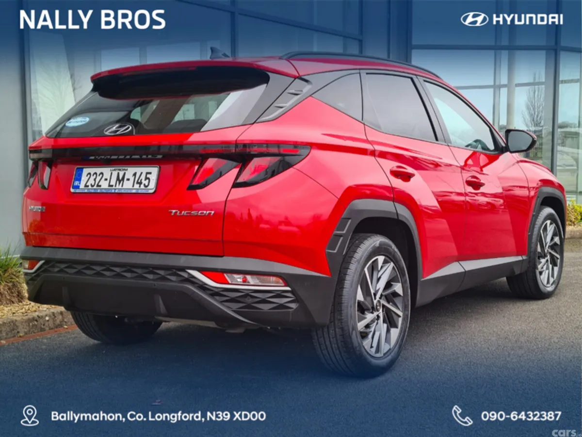 Hyundai Tucson MPV, Diesel, 2023, Red
