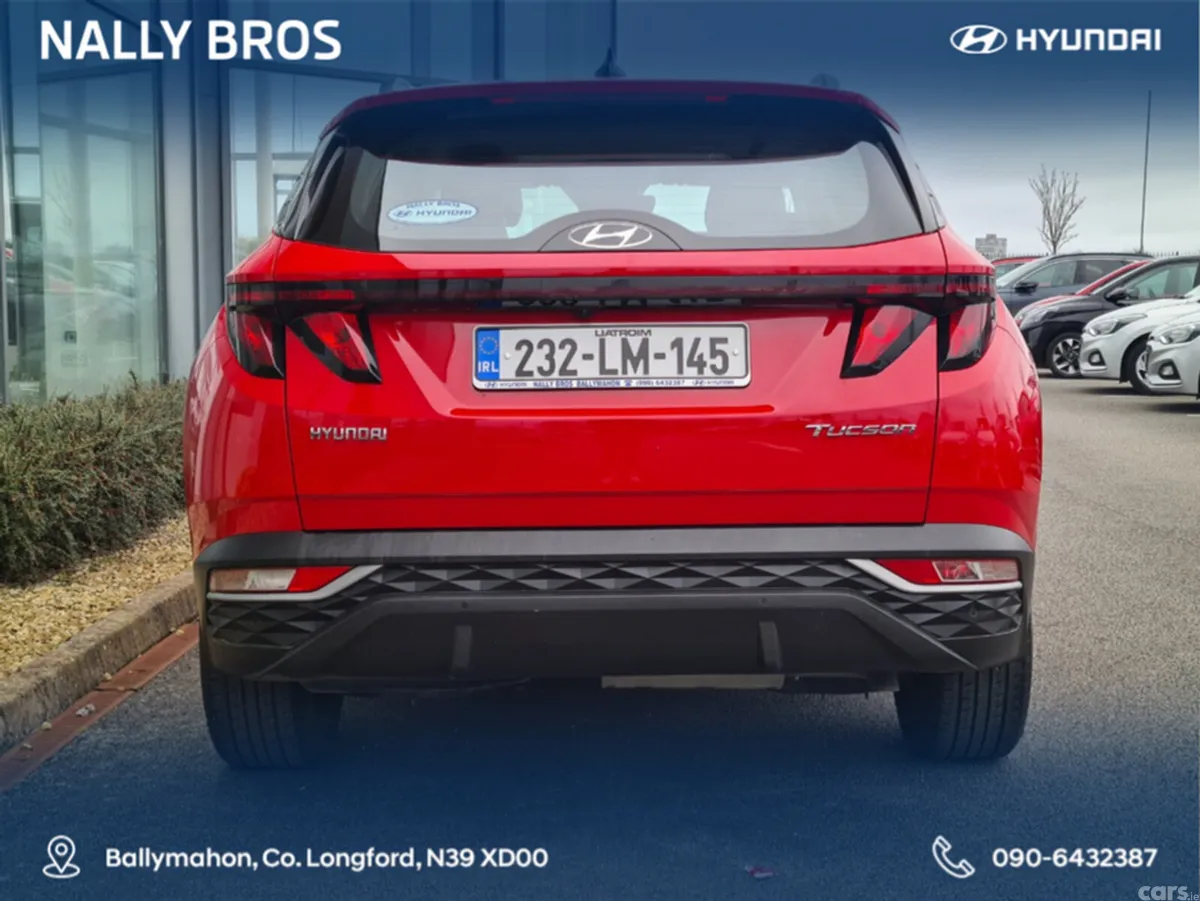 Hyundai Tucson MPV, Diesel, 2023, Red