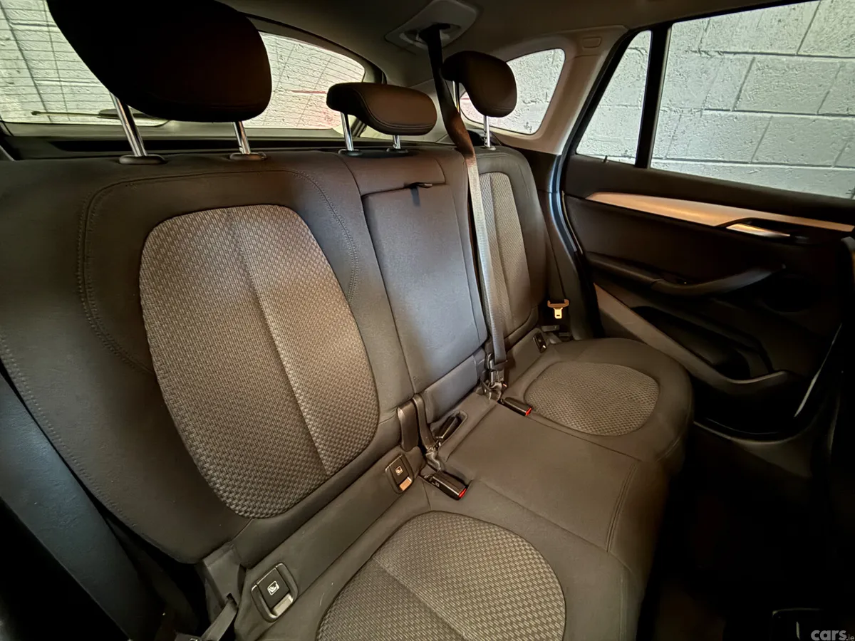 BMW X1 Estate/Jeep, Diesel, 2020, White