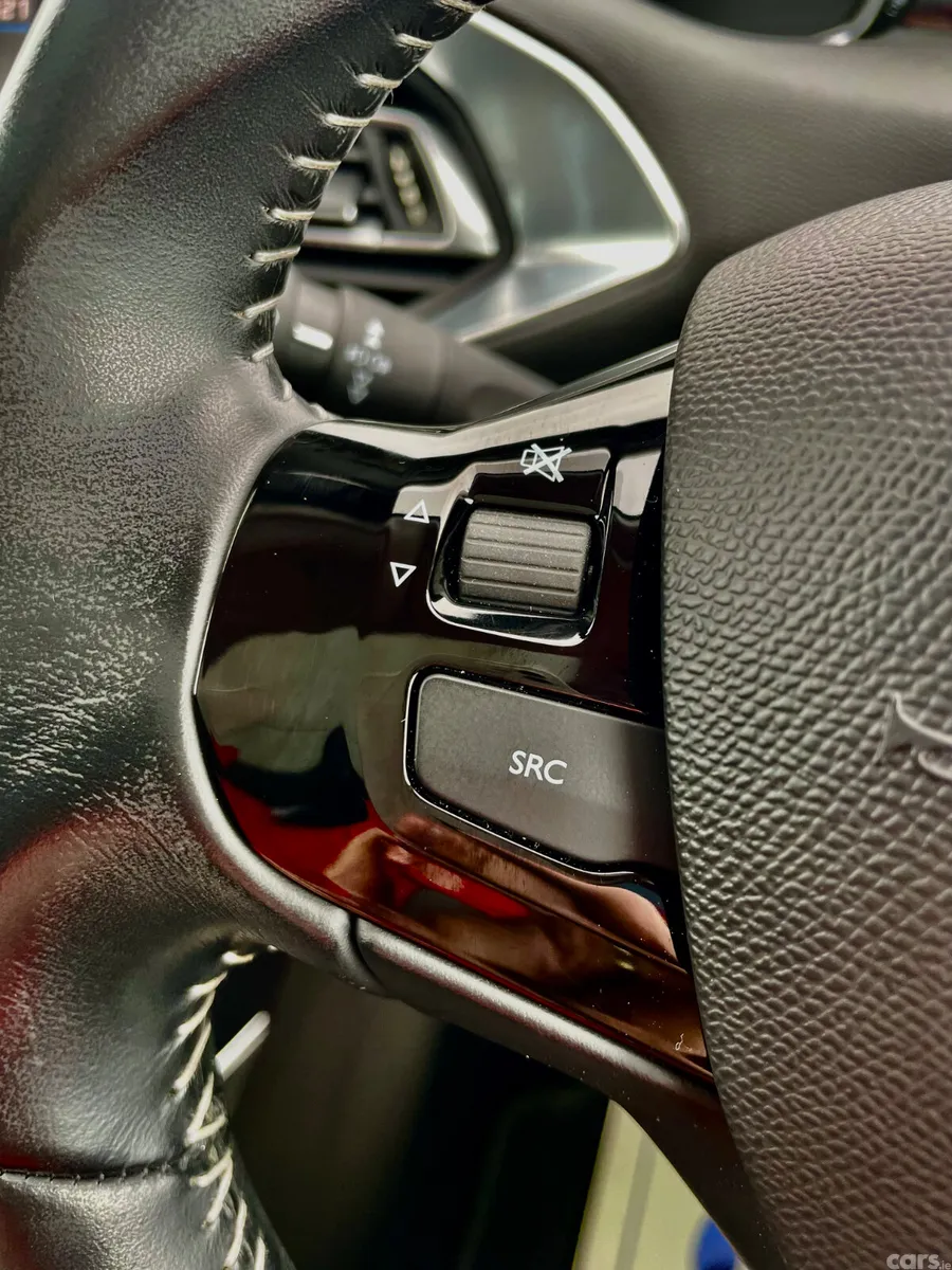 Peugeot 308 Estate, Diesel, 2018, Red