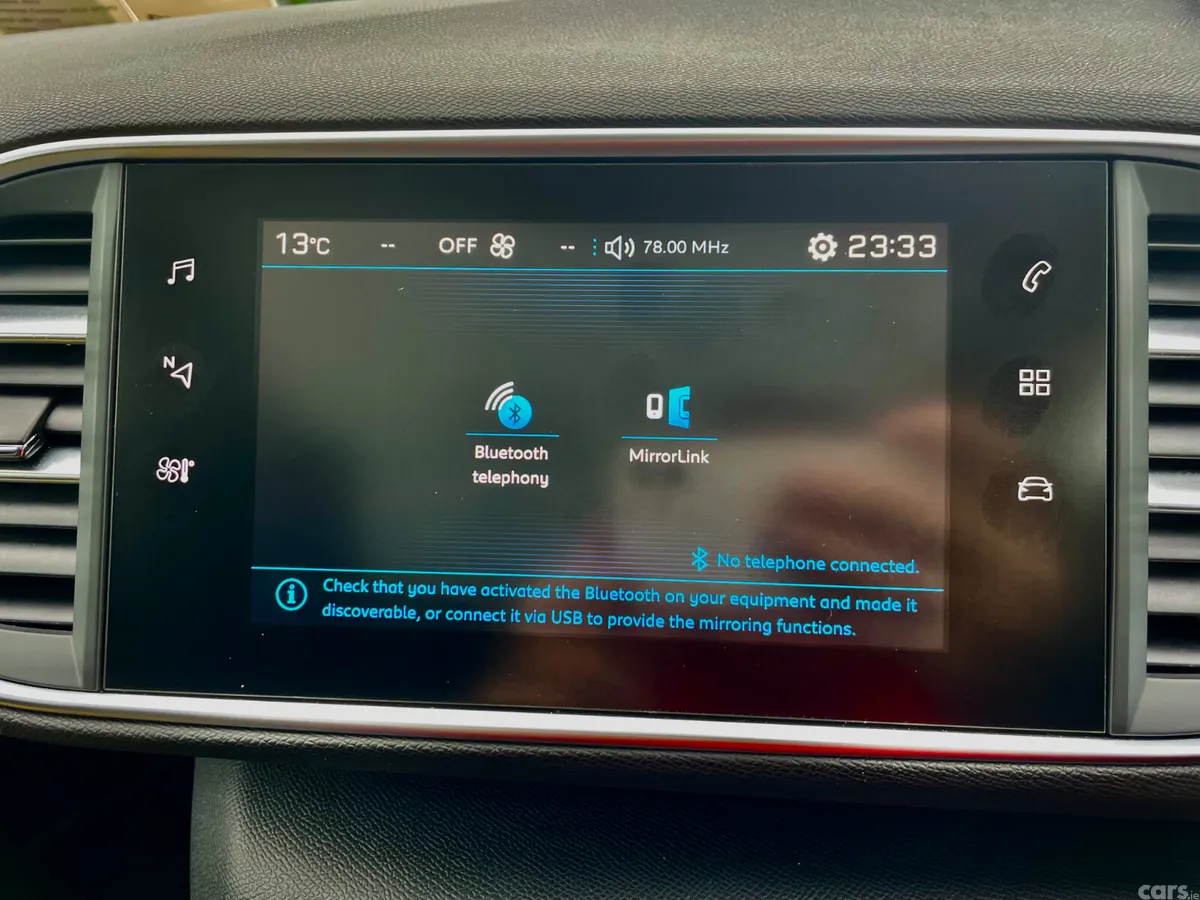 Peugeot 308 Estate, Diesel, 2018, Red