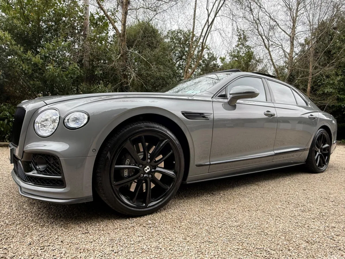 Bentley Flying Spur Saloon, Petrol Plug-in Hybrid, 2024, Grey