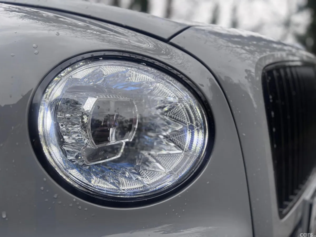 Bentley Flying Spur Saloon, Petrol Plug-in Hybrid, 2024, Grey