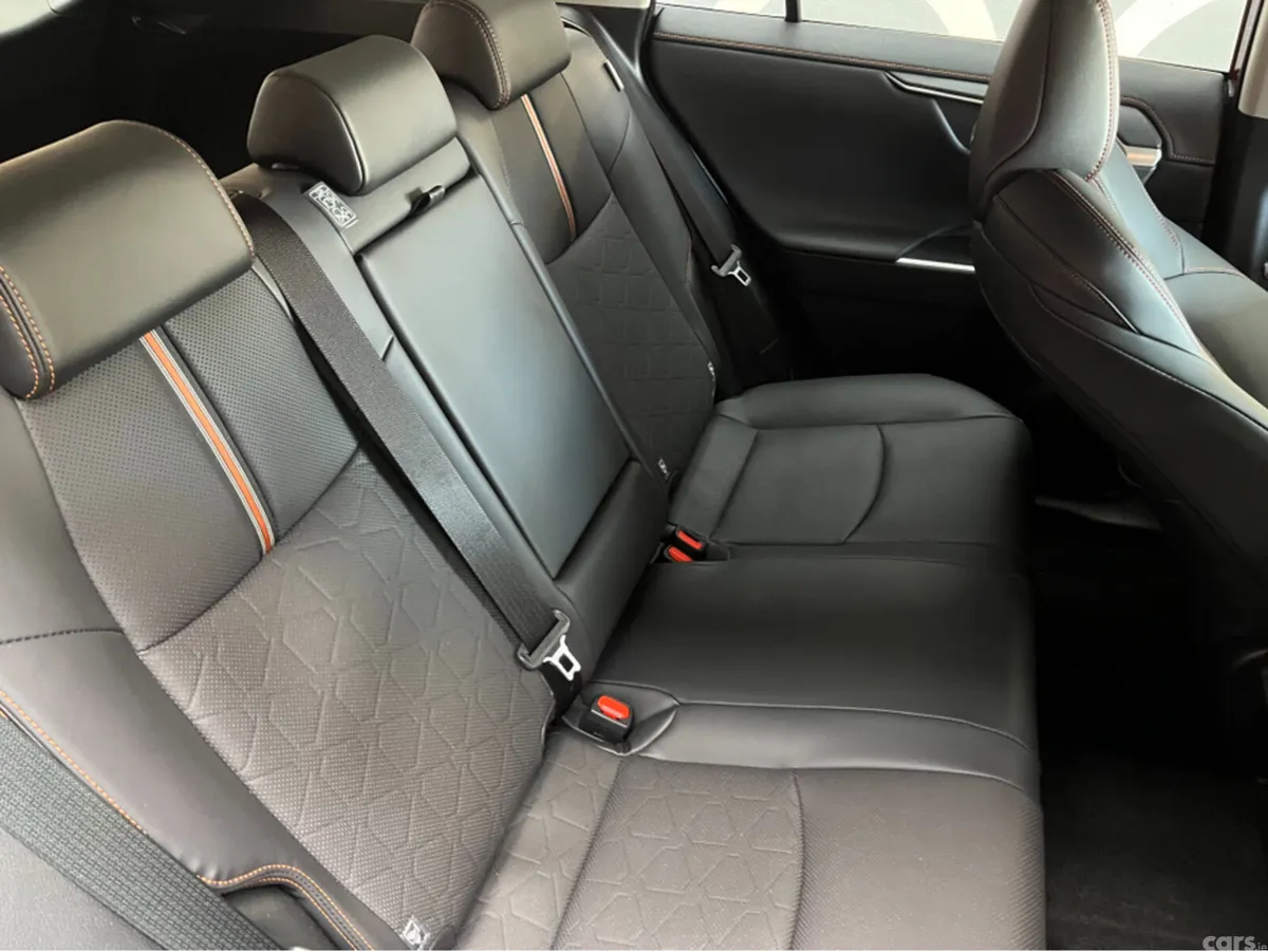 Toyota RAV4 SUV, Petrol Hybrid, 2025, Red