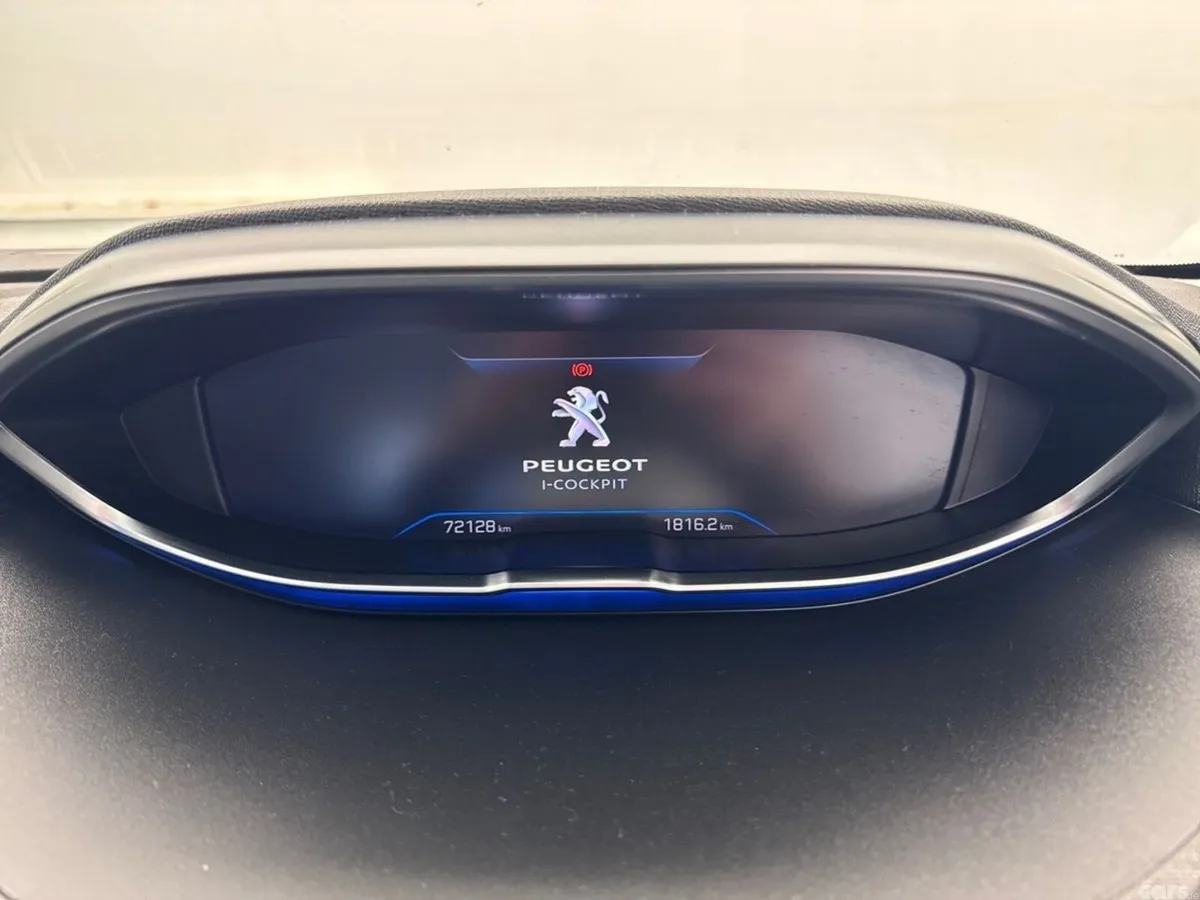 Peugeot 3008 MPV, Diesel, 2022, Blue
