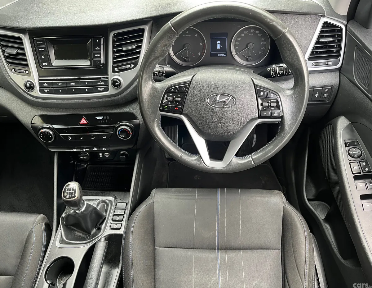 Hyundai Tucson SUV, Diesel, 2016, Black