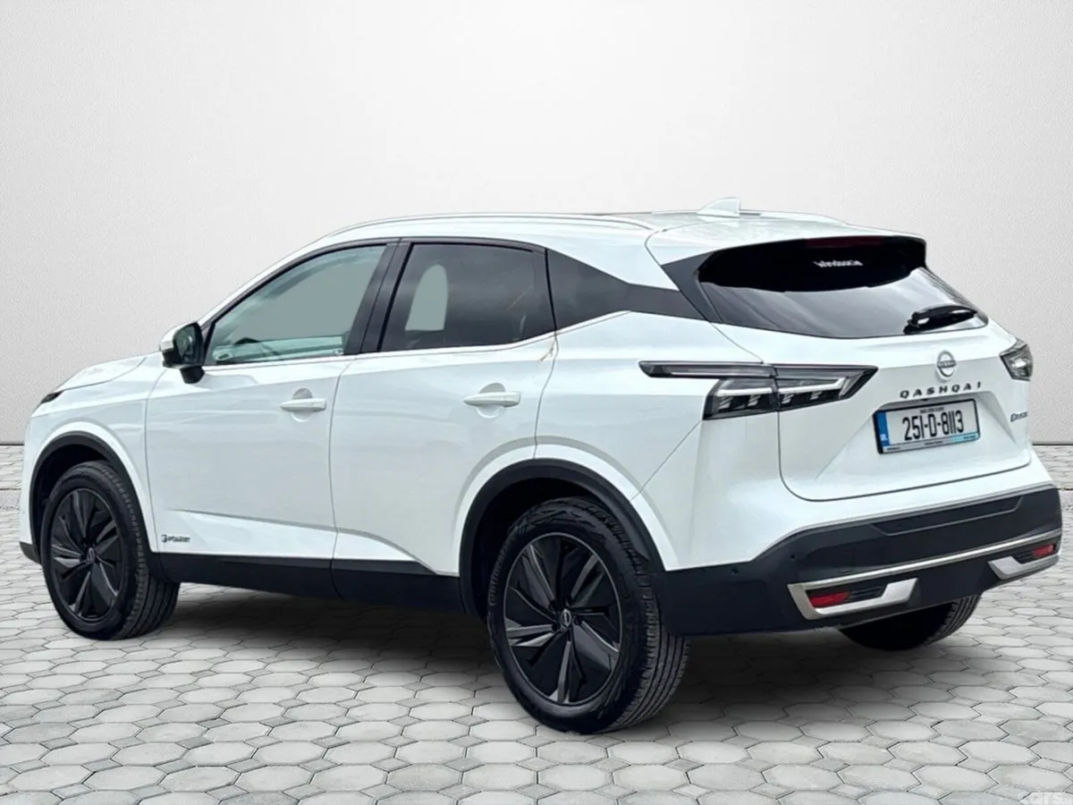 Nissan Qashqai MPV, Petrol Hybrid, 2025, White