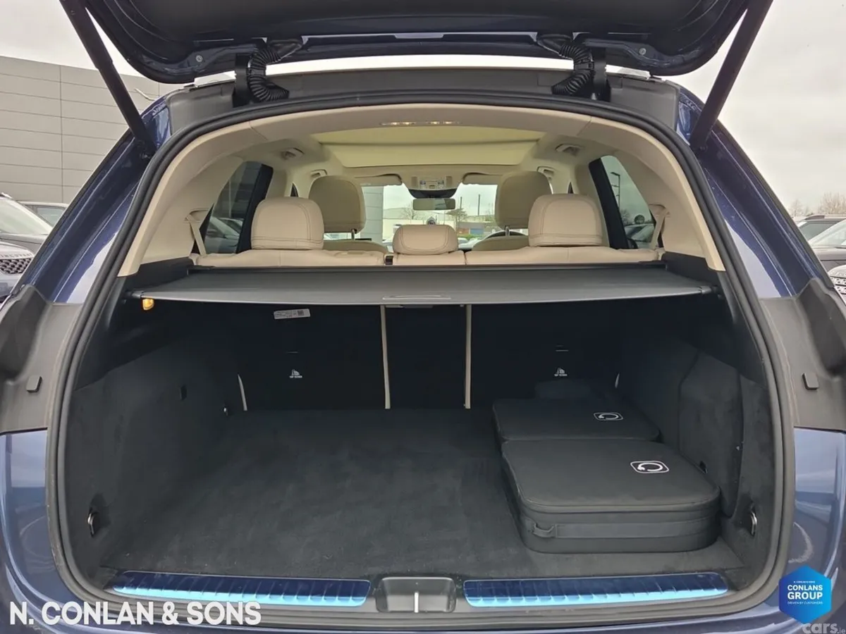 Mercedes-Benz GLE SUV, Diesel Plug-in Hybrid, 2026, Blue
