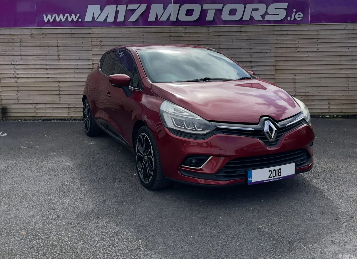 Renault Clio Hatchback, Petrol, 2018, Red