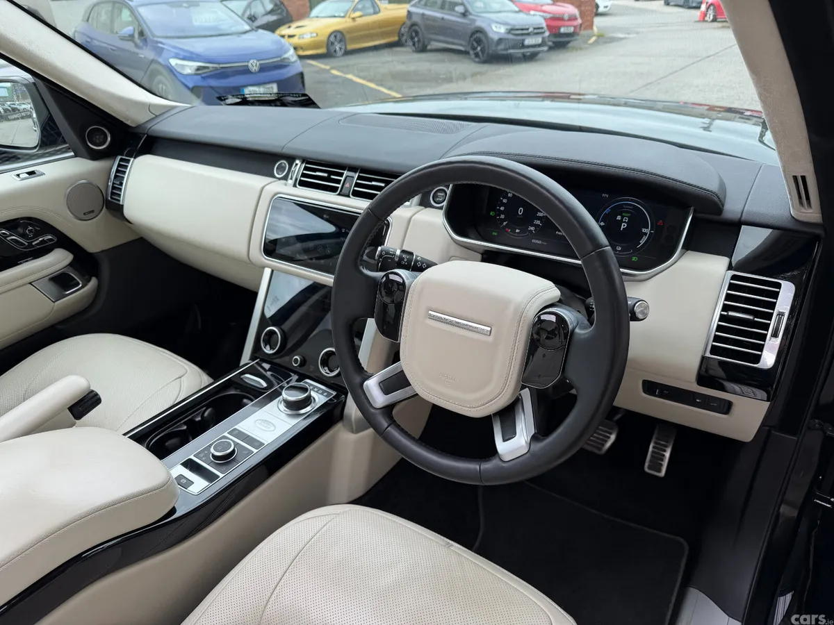 Land Rover Range Rover SUV, Petrol Plug-in Hybrid, 2021, Black