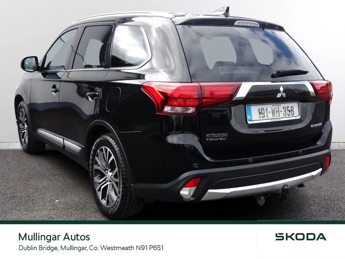 Mitsubishi Outlander SUV, Diesel, 2019, Black