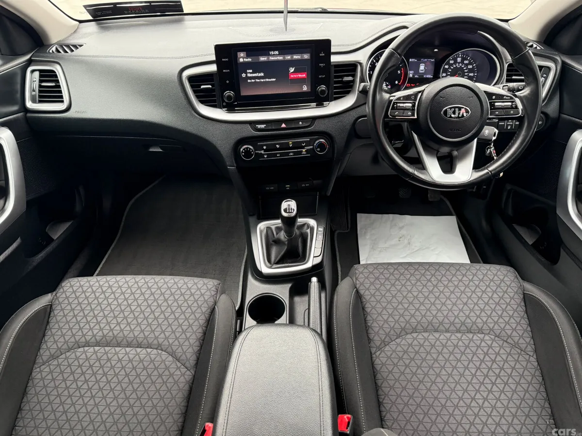 Kia Ceed Hatchback, Diesel Hybrid, 2021, Grey