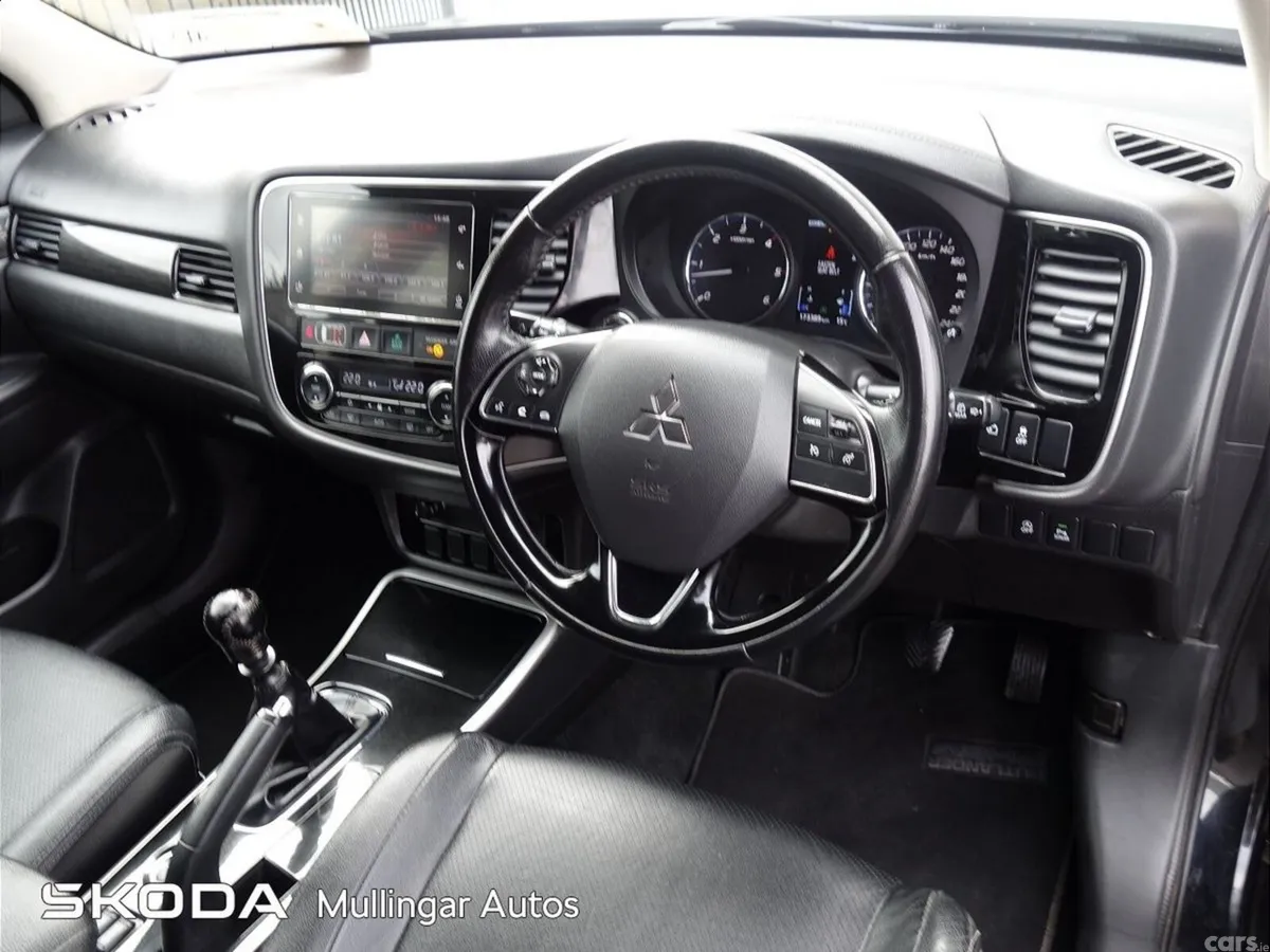 Mitsubishi Outlander SUV, Diesel, 2019, Black