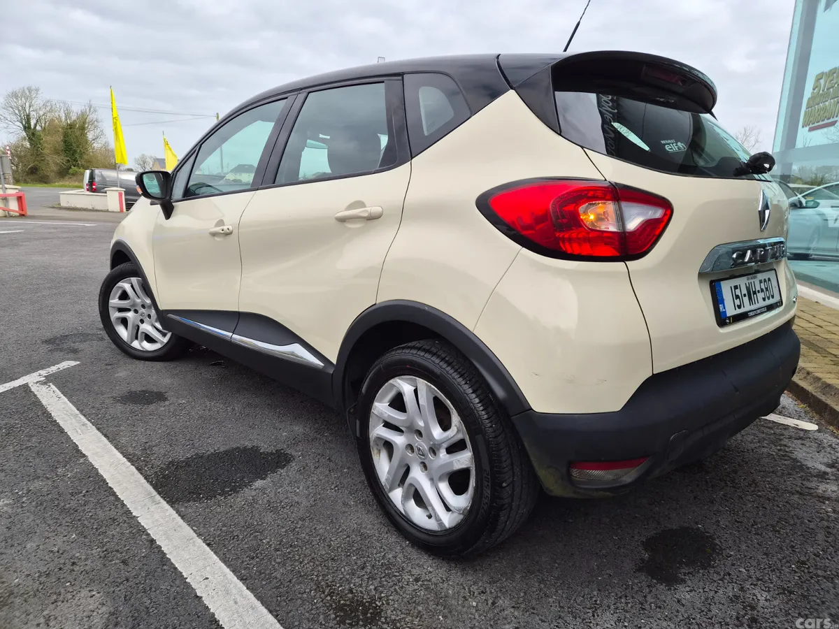 Renault Captur Hatchback, Diesel, 2015, Yellow
