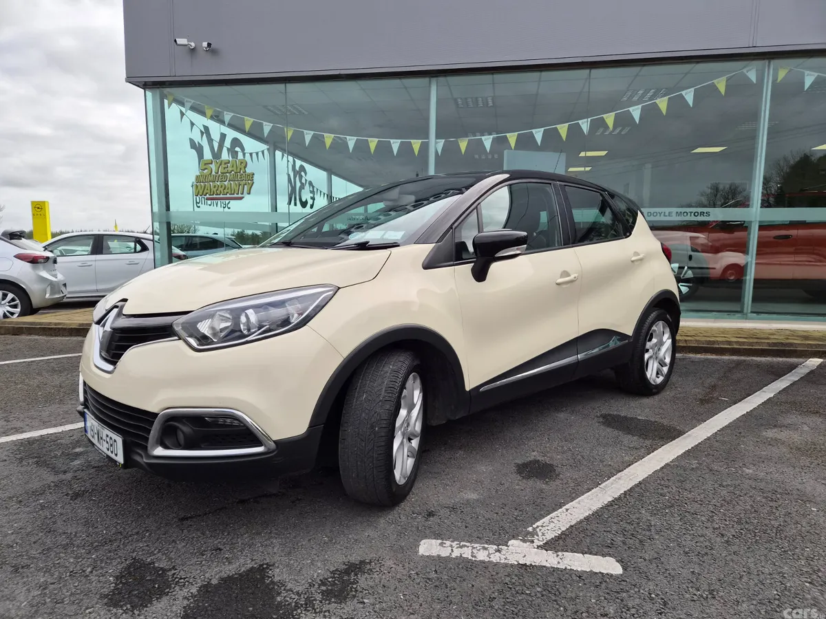 Renault Captur Hatchback, Diesel, 2015, Yellow