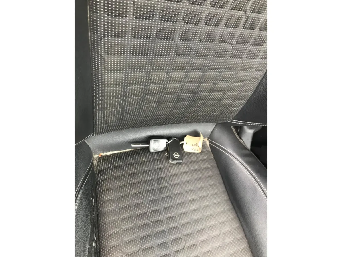 Opel Astra Hatchback, Diesel, 2017, Black