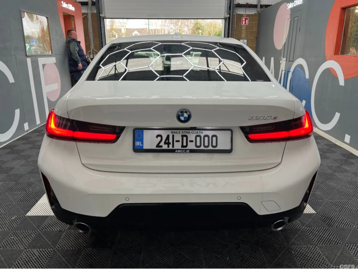BMW 3-Series Saloon, Petrol Plug-in Hybrid, 2024, White