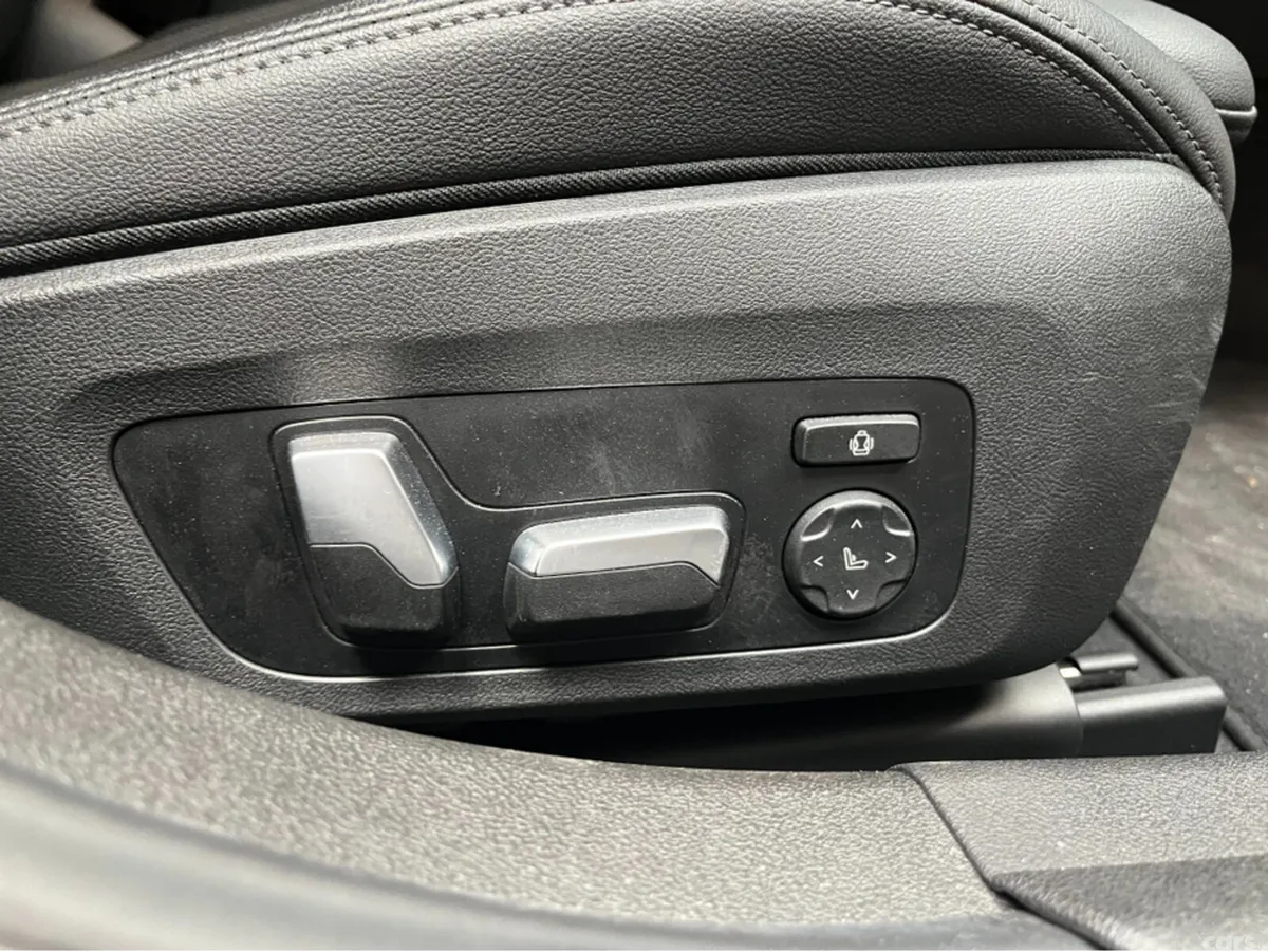 BMW 3-Series Saloon, Petrol Plug-in Hybrid, 2024, White