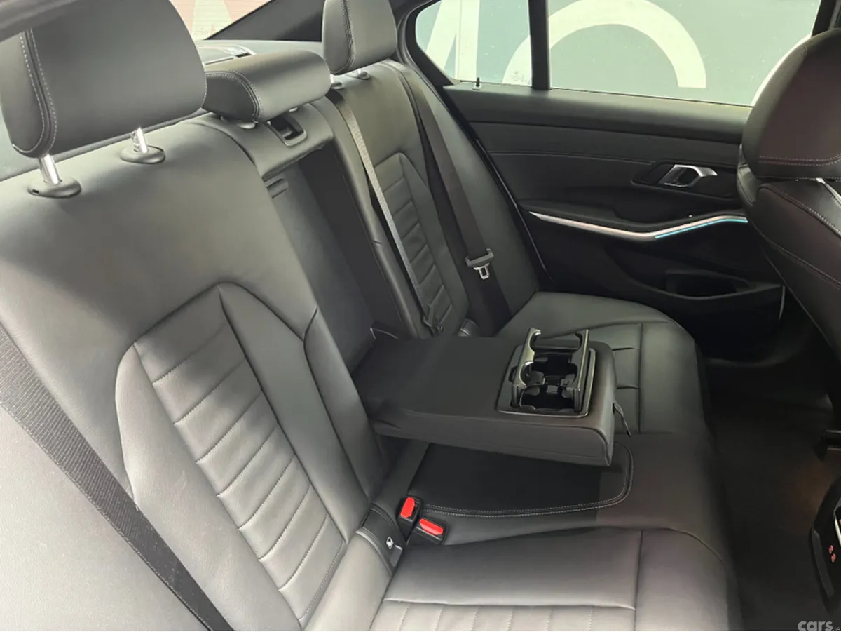 BMW 3-Series Saloon, Petrol Plug-in Hybrid, 2024, White
