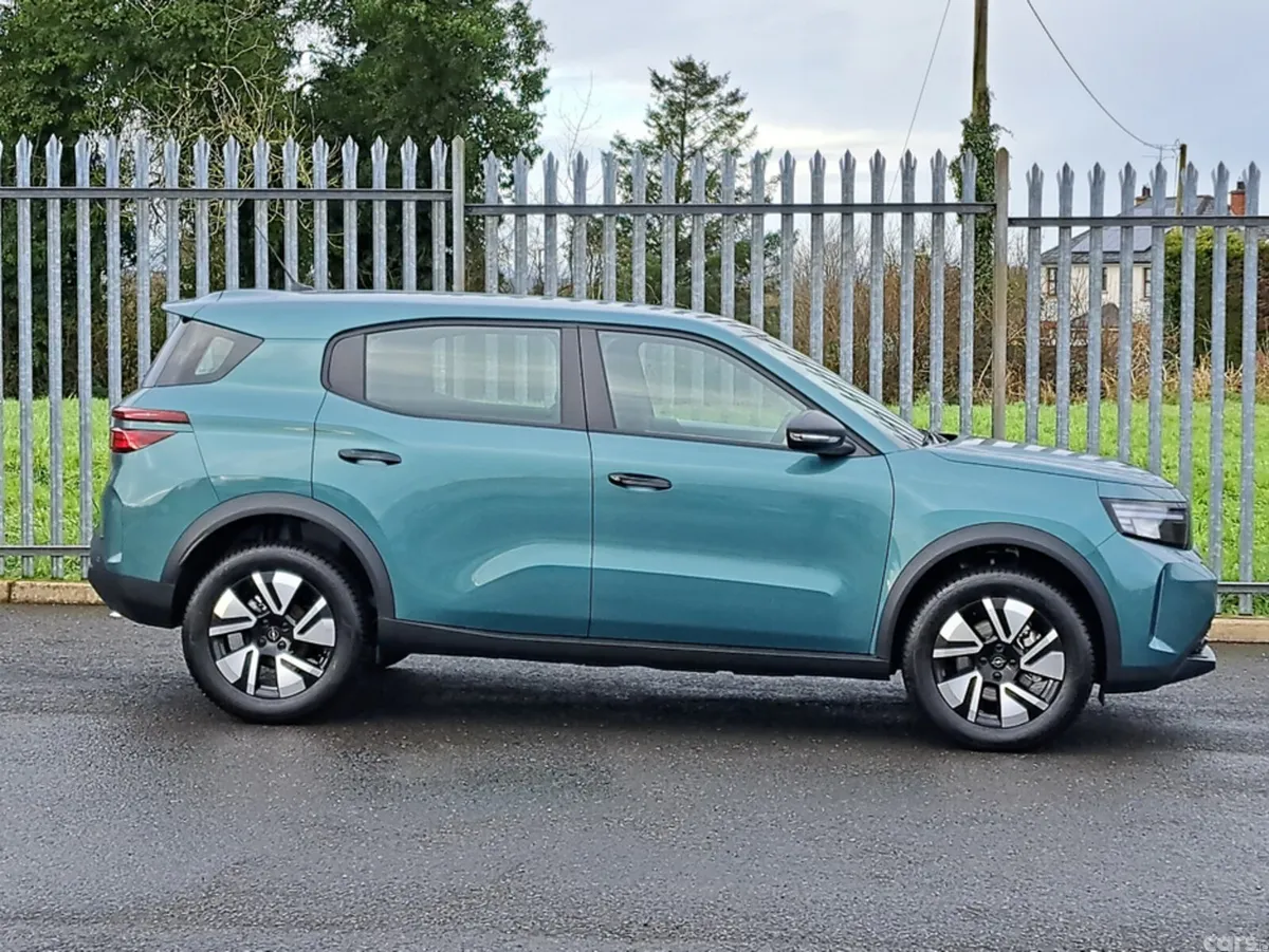 Opel Frontera MPV, Petrol Hybrid, 2026, Green