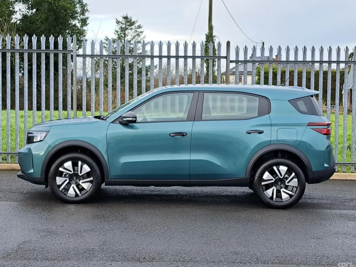 Opel Frontera MPV, Petrol Hybrid, 2026, Green